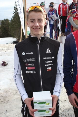Simon Hjelmeset Kirkeeide klar for Young Star